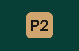 Uzraksts P2 uz tumši zaļa fona